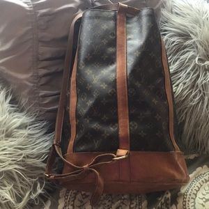 Coronavirus Special  Louis Vuitton  Tote MM